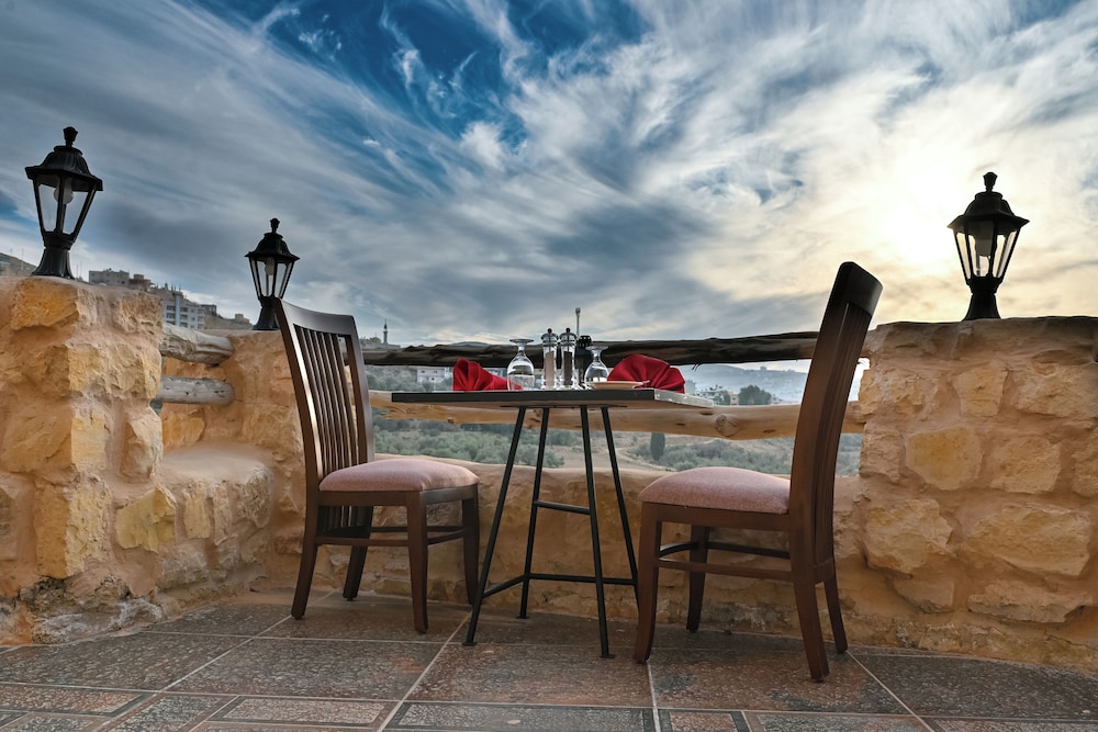 Old Village Resort Image 139