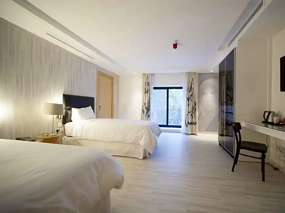 La Locanda Boutique Hotel Image 1