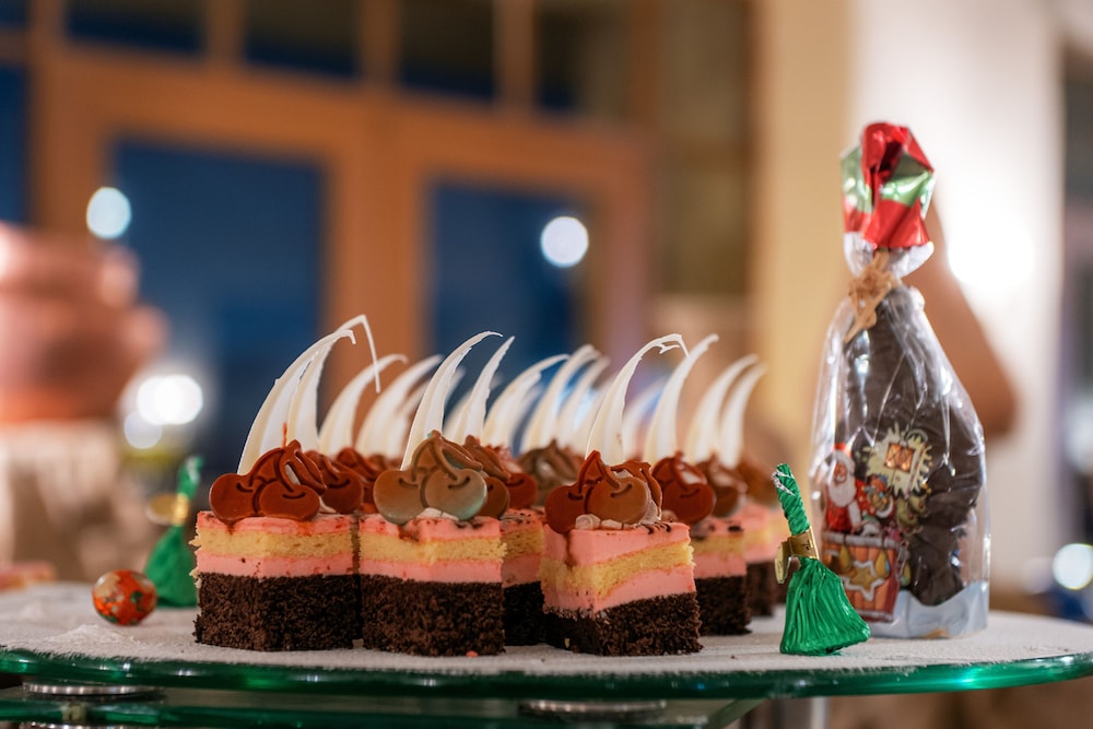 Old Village Resort Image 118