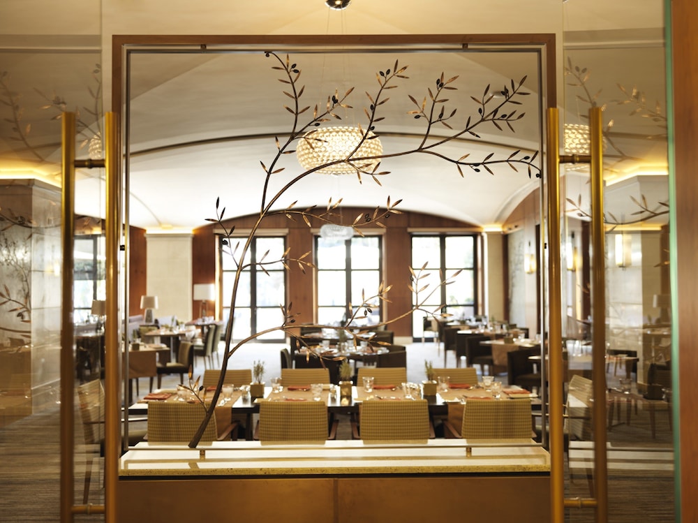 Four Seasons Hotel Amman Image 72