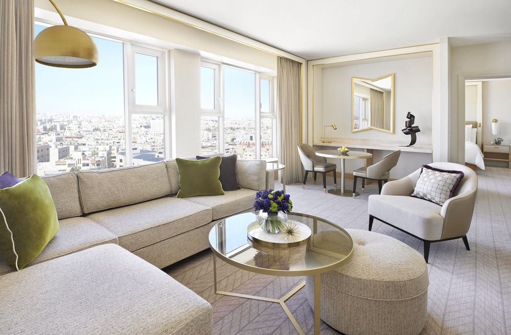Four Seasons Hotel Amman Image 11