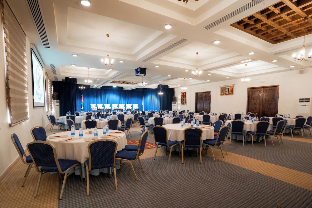 Old Village Resort Image 132