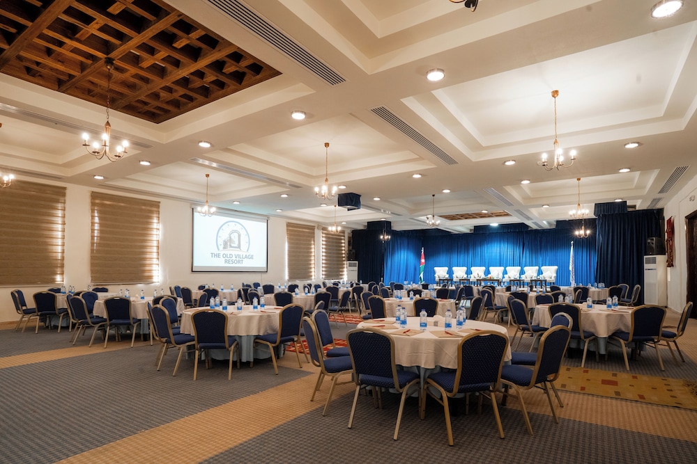 Old Village Resort Image 129