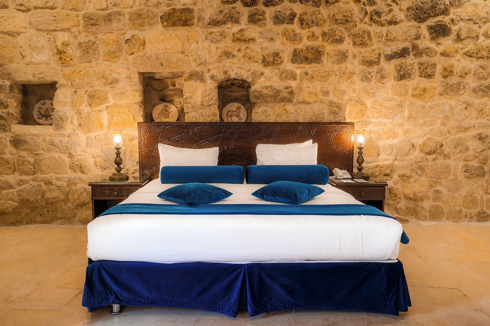 Old Village Resort Image 35