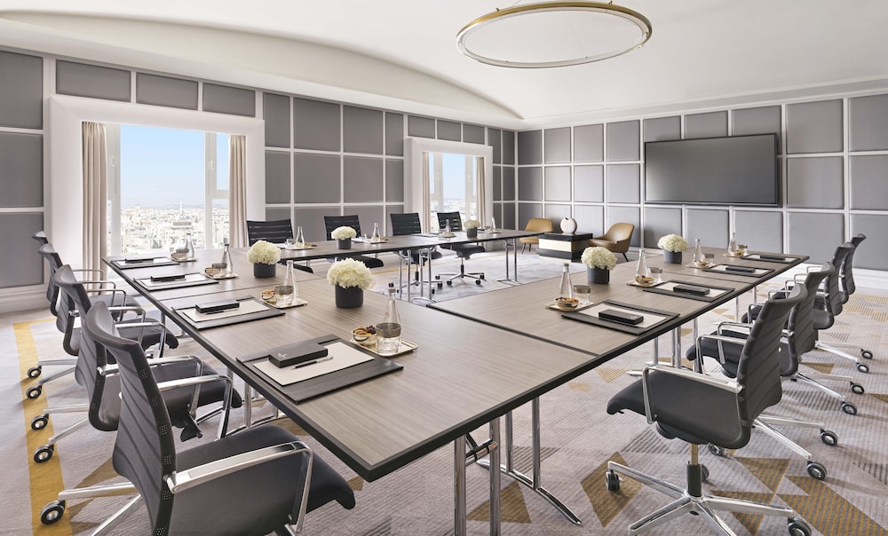 Four Seasons Hotel Amman Image 73