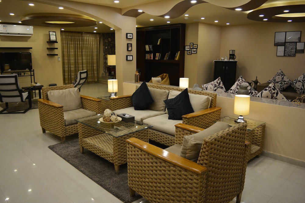 Ata Ali Hotel Image 0