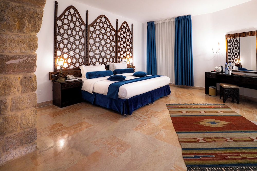 Old Village Resort Image 40