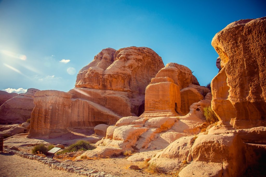 5 famous movies filmed in petra and wadi rum dune