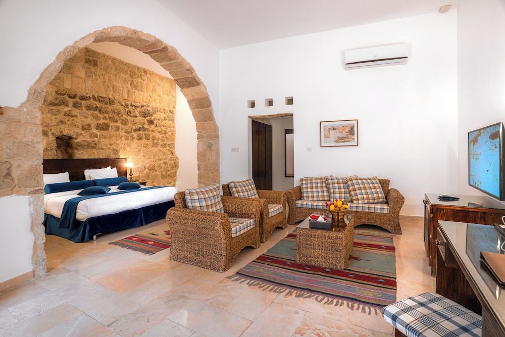 Old Village Resort Image 71