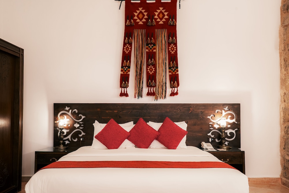 Old Village Resort Image 28