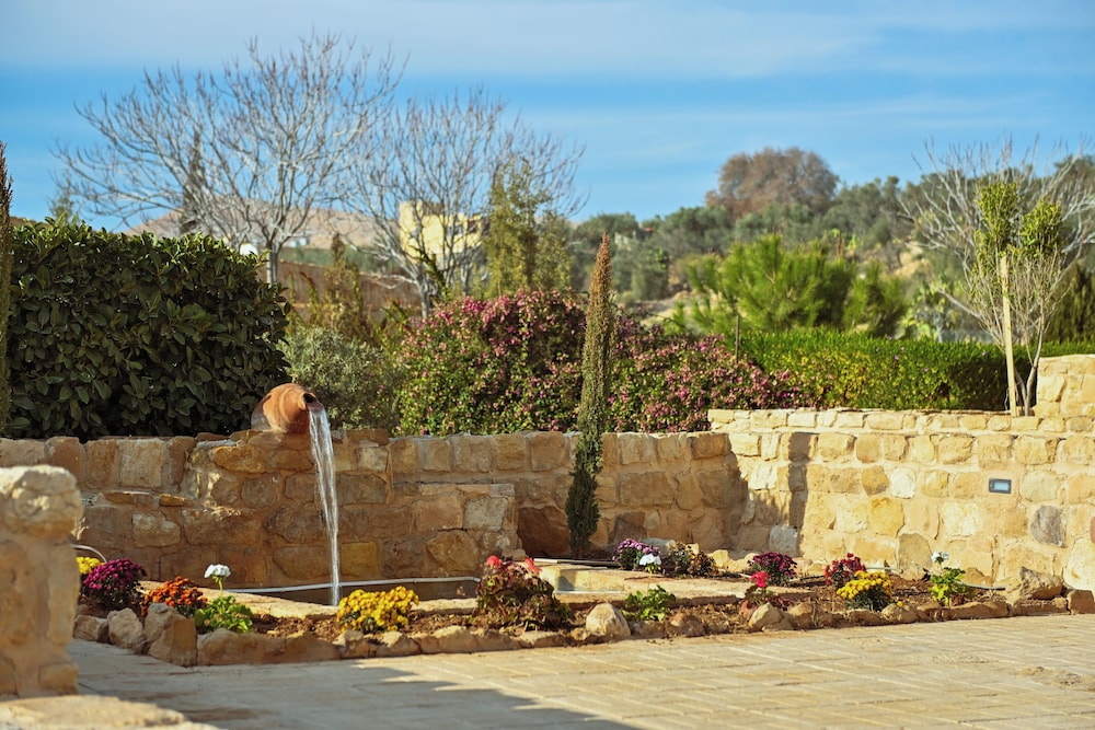 Old Village Resort Image 151