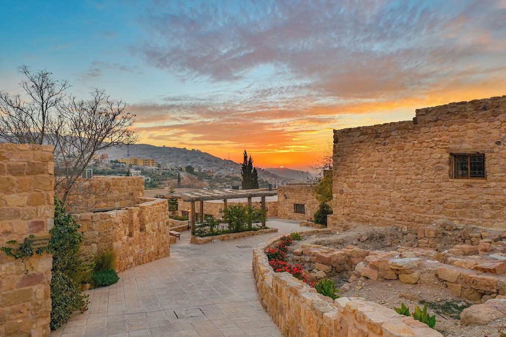 Old Village Resort Image 153