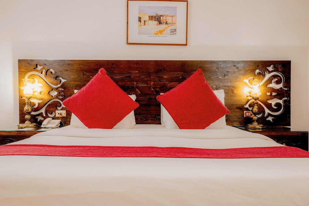 Old Village Resort Image 27