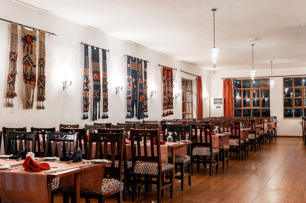 Old Village Resort Image 119