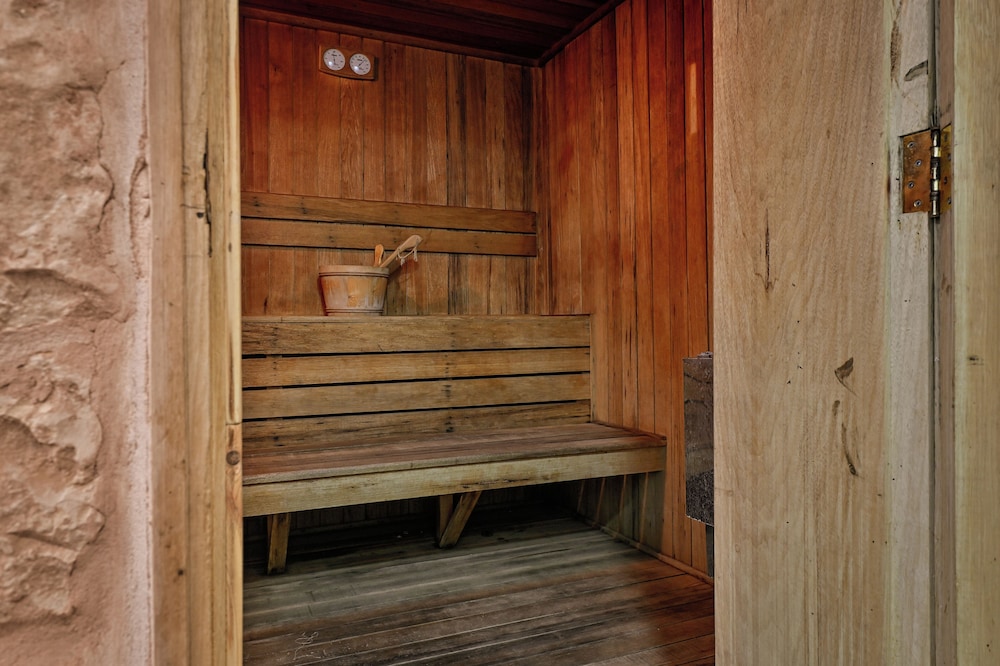 Old Village Resort Image 97