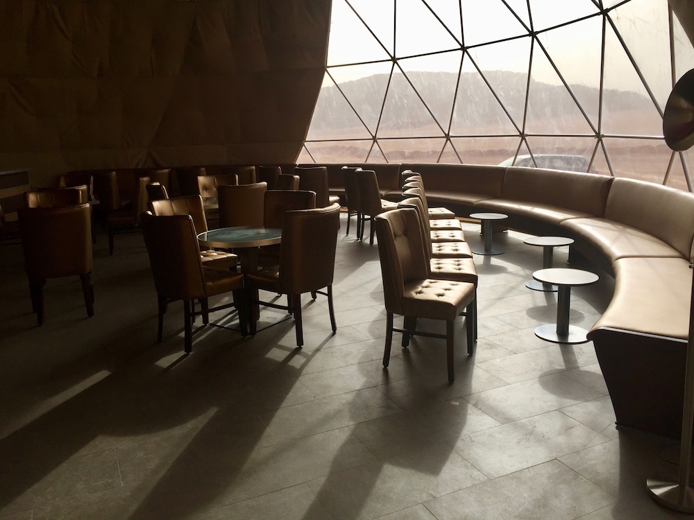 Wadi Rum Bubble Luxotel - Campsite Image 12