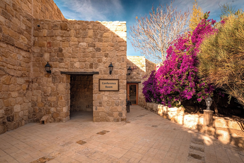 Old Village Resort Image 142