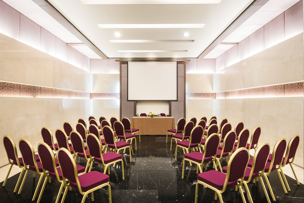 Crowne Plaza Amman By Ihg Image 0