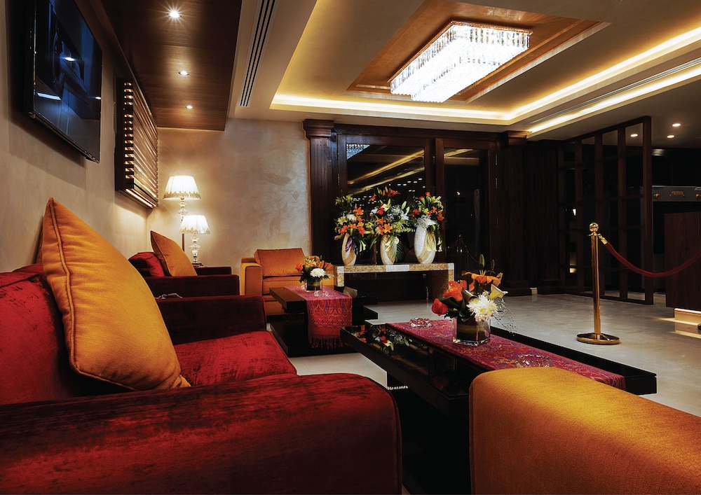 Seven Roses Hotel Image 0