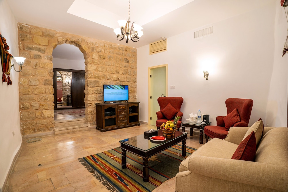 Old Village Resort Image 17