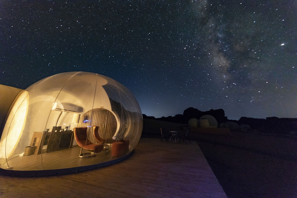 Wadi Rum Bubble Luxotel - Campsite Image 24