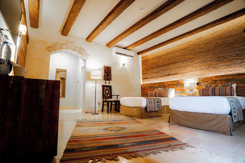 Old Village Resort Image 6