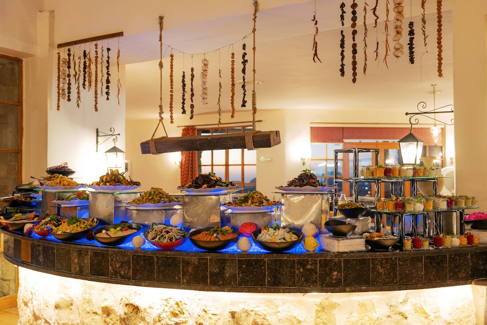 Old Village Resort Image 115