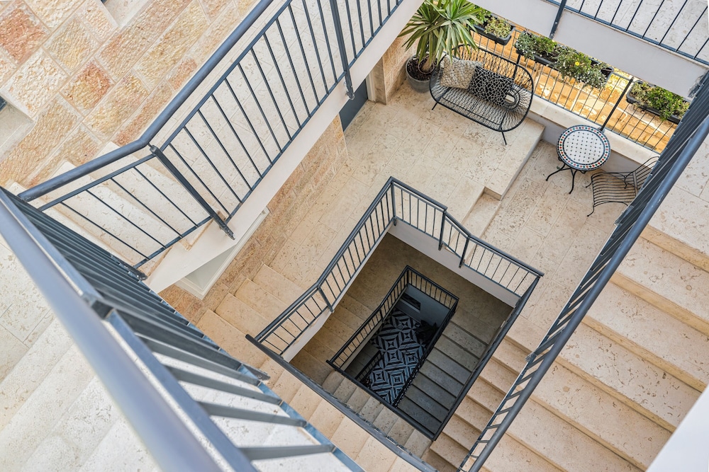 Villa Albi - Machne Yehuda Hotel Image 0